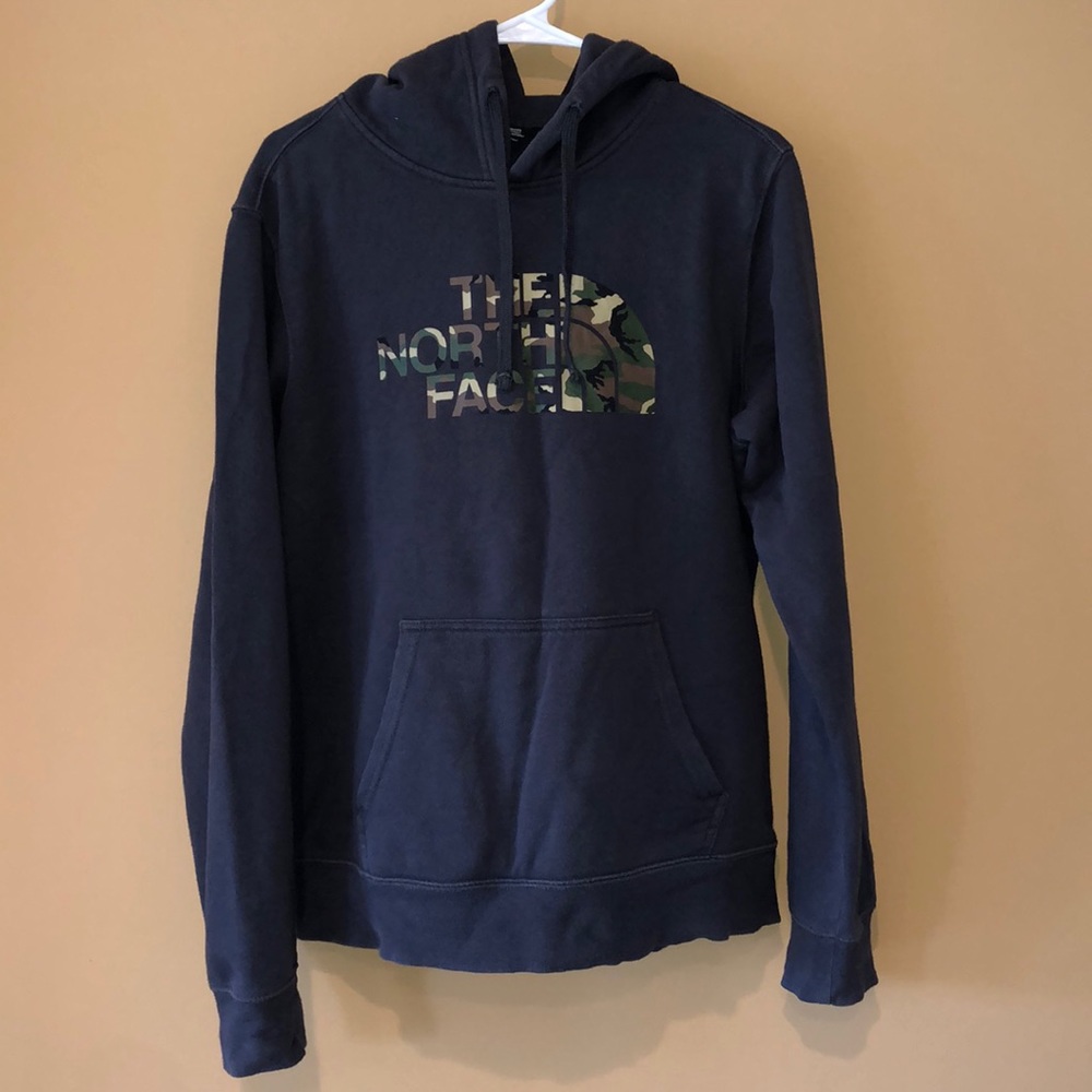 North Face Dark Gray and Camo Sweatshirt for Men Size Small